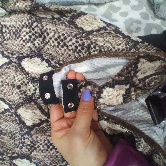 Snake Print Bodysuit - Picture 2 of 2